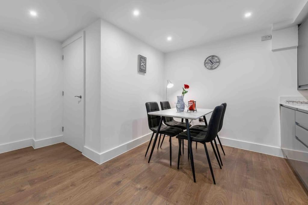 Holiday Home Sleep 8 Central London 9Elms Extérieur photo