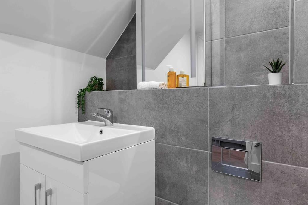 Holiday Home Sleep 8 Central London 9Elms Extérieur photo